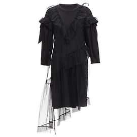 Vestido de camiseta com sobreposição de tule com babados assimétricos de Simone Rocha Preto