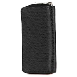 Louis Vuitton-Louis Vuitton Taiga Zippy Coin Purse M30511-Black