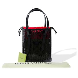 Louis Vuitton-LOUIS VUITTON Black Leather Bucket Bag - 102297-Black