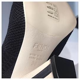 Fendi-FENDI Ankle boots T.EU 38 Cloth-Black