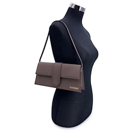 Jacquemus-Brown Leather Le Long Bambino Structured Shoulder Bag-Brown