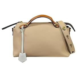 Fendi-Sac à bandoulière moyen Fendi By the Way-Marron,Beige