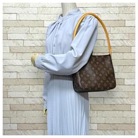Louis Vuitton-Louis Vuitton Looping MM Monogram Shoulder Bag-Brown,Monogram