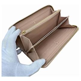 Louis Vuitton-Louis Vuitton Vernis Zippy Wallet M68642-Beige