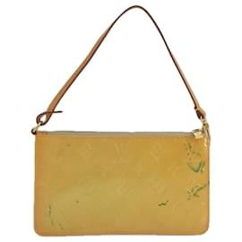 Louis Vuitton-LOUIS VUITTON Monogram Vernis Lexington Accessory Pouch Beige M91010 Auth 104125-Beige
