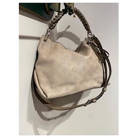 Louis Vuitton-Hobo de Beaubourg-Bege