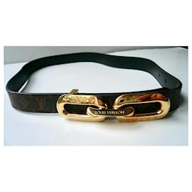 Louis Vuitton-LOUIS VUITTON LV Edge 25 reversible leather belt TBE sold out 80-Black
