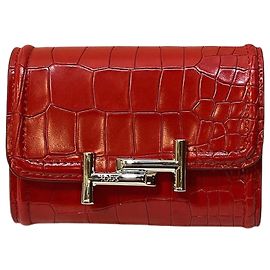 Billetera compacta de cuero con estampado de cocodrilo Double T de Tod's Roja