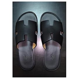 Hermès-Izmir sandals-Black