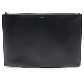 Yves Saint Laurent-Yves Saint Laurent Leather Clutch Bag 345277-Black