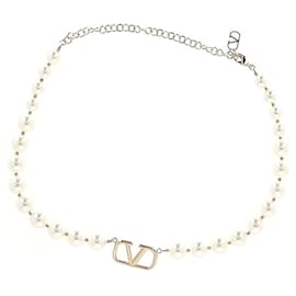 Valentino Garavani-Valentino Garavani VLogo Signature Metal choker with Swarovski® Crystal in White Pearl-White