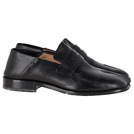 Maison Martin Margiela-Maison Margiela Tabi Loafers in Black Leather-Black