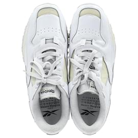 Maison Martin Margiela-Maison Margiela x Reebok Memory Of Low-Top Sneakers in White Leather-White