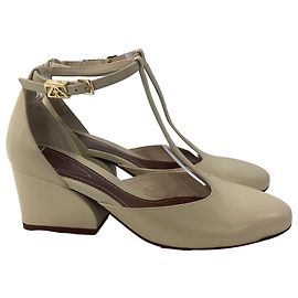 Zimmermann Farrow Pumps in Cream Leather White Cream