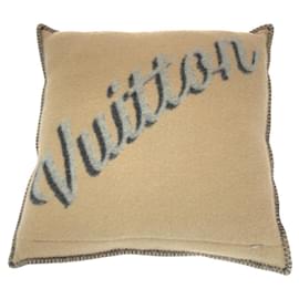 Louis Vuitton-Louis Vuitton Cashmere Cashmere Logo Cushion R99304-Brown