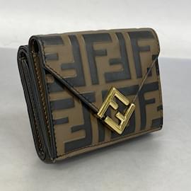 Fendi-Fendi Tri-fold Wallet in Brown Leather-Brown