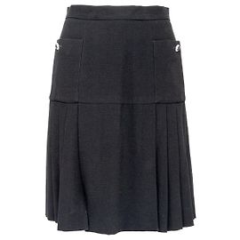 Chanel Boutique Pleated Skirt Black