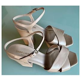 Yves Saint Laurent-Thick heel-Beige