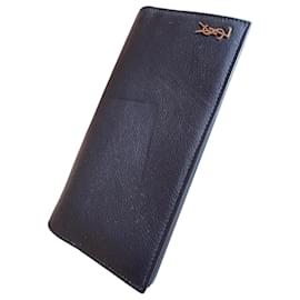 Yves Saint Laurent-Cassandre-Black