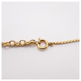 Dior-Dior-Golden