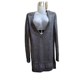 Elegantes langes Strickkleid Pinko Modell Leoncavallo grau mit metallischen Fäden und Schlitz Anthrazitgrau