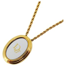 Dior-Dior-Golden