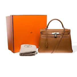 Hermès-HERMES Kelly 32 Bag in Golden Leather - 102342-Golden
