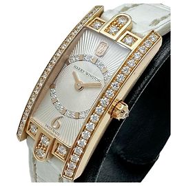 Reloj Mini Diamante Avenue C de Harry Winston Castaño Beige