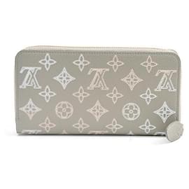 Louis Vuitton-Louis Vuitton Mahina Zippy Wallet M82647-Grey