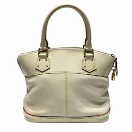 Louis Vuitton-Louis Vuitton Suhali Lockit PM Handbag-White