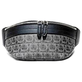 Salvatore Ferragamo-Salvatore Ferragamo Gancini Body Bag-Brown,Black