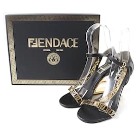 Fendi-Fendi Medusa FF Logo Leather Sandals-Other