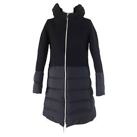 Autre Marque Casaco de down com capuz de lã e nylon preto para mulheres Herno Preto