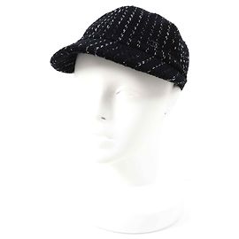 Chanel 23P Cappello in Tweed Nero Argento M Altro