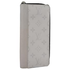 Louis Vuitton-LOUIS VUITTON Taigalama Zippy Wallet Vertical Wallet White M30446 LV Auth am7452-White