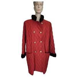 Casaco de pele cor de coral Yves Saint Laurent Coral