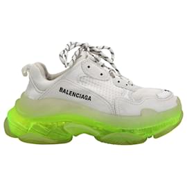 Balenciaga-Balenciaga Triple S Clear Sole in White Fluo Yellow Leather-White