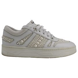Tênis de couro branco com detalhes em pérolas Jimmy Choo Hawaii Branco
