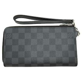 Louis Vuitton-Louis Vuitton Zippy Dragonne-Black