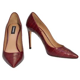 Dsquared2 Red Leather Crocodile Embossed High Heel Pumps Shoes Red