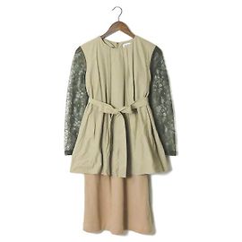 Autre Marque YOSHIYO Spitzenärmel Schichtkleid Beige