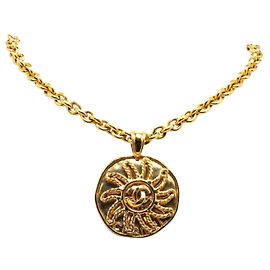 Médaille Chanel Doré