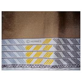 Hermès-Favorite square of the suburb-Multiple colors