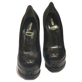 Fendi Black Leather Heels Size 38 Black