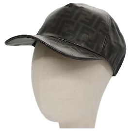 FENDI Zucca Canvas Cap Black Brown Auth am7434 Brown Black