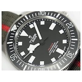 Autre Marque-TUDOR PelagosFXD black Ref.25717N Mens-Silvery