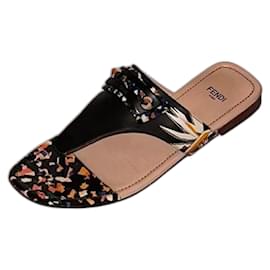 Fendi-Sandals-Black