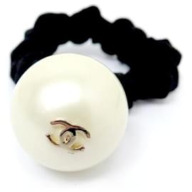 NEUES HAARZUBEHÖR CHANEL CHOUCHOU PERLE LOGO CC ELASTISCHES HAARGUMMI Schwarz