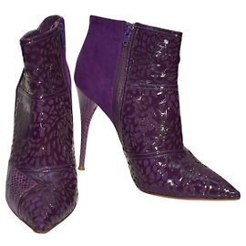 Chloé Bottes à talons pointus découpées en cuir verni, daim et serpent de Chloe, taille 39,5 Violet