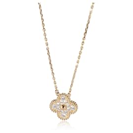 Van Cleef & Arpels-Van Cleef & Arpels Vintage Alhambra Pendant Necklace in 18k Yellow Gold-Other